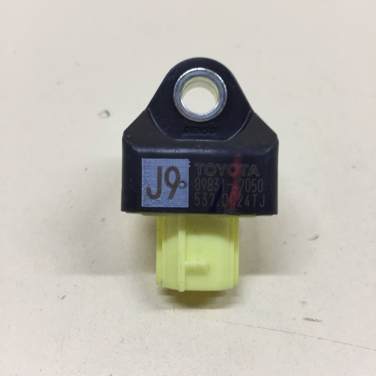 Датчик AIR BAG Toyota Rav 4 (XA50) 2018>