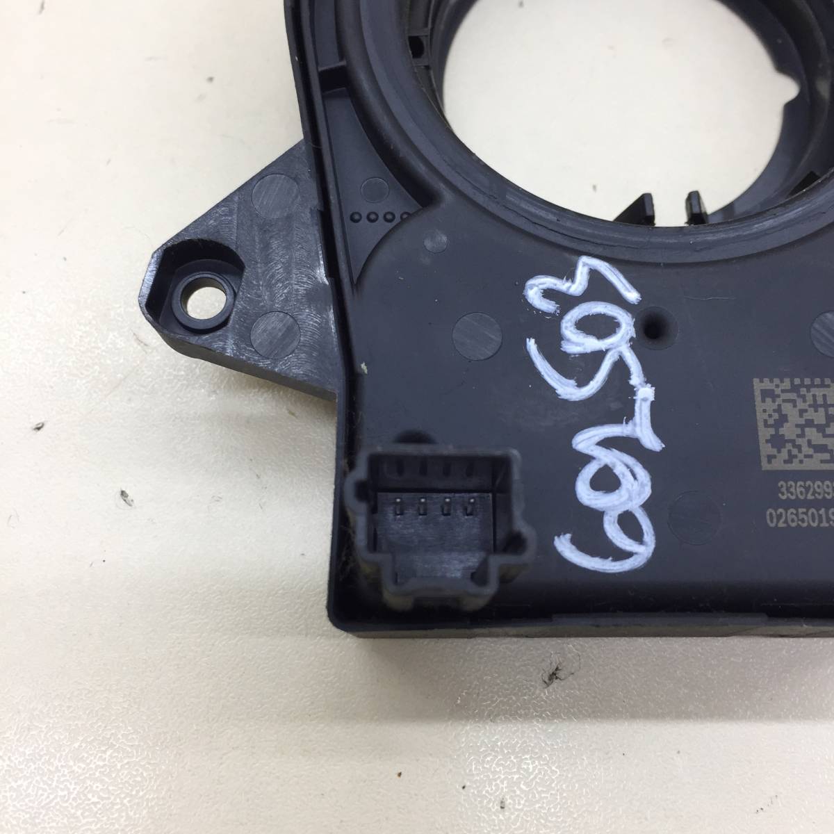 Датчик угла поворота рулевого колеса Lada X-RAY 2016>