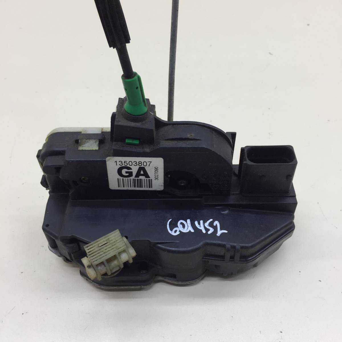 Замок двери задней левой Chevrolet Cruze (J300) 2009-2016