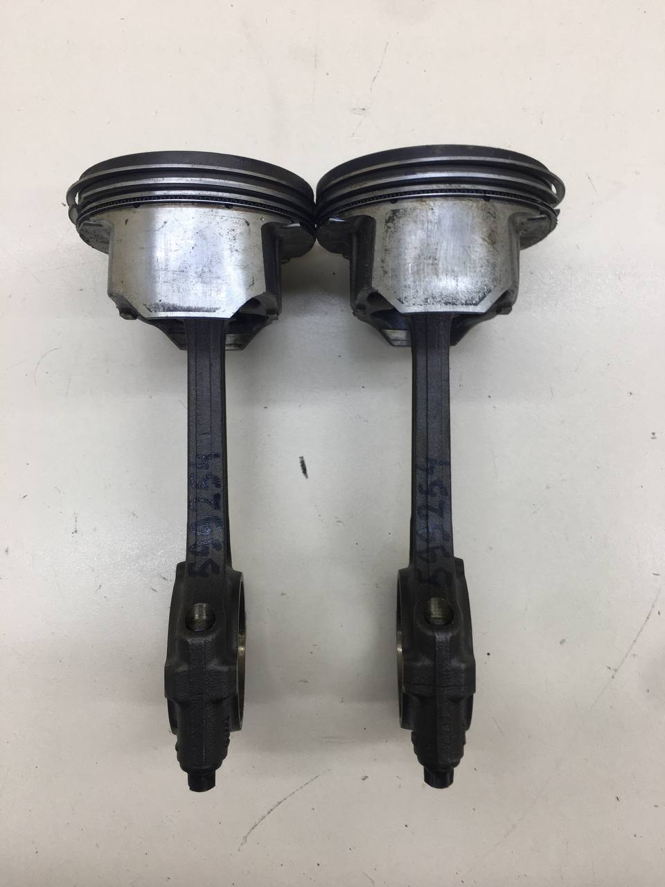 Поршень с шатуном Chevrolet Aveo T300 2011>