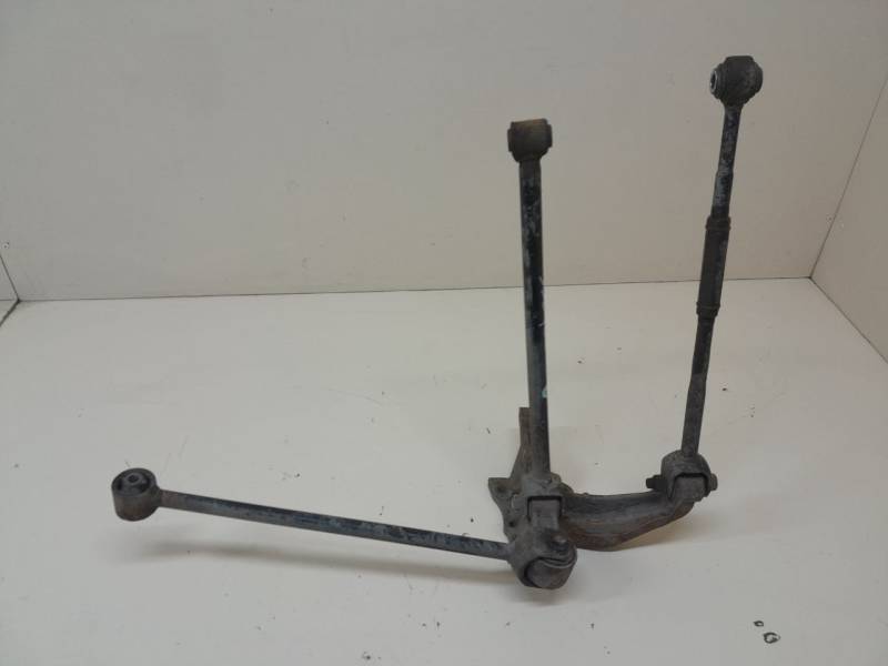 Кулак поворотный задний правый Toyota Camry (XV50) 2011-2017