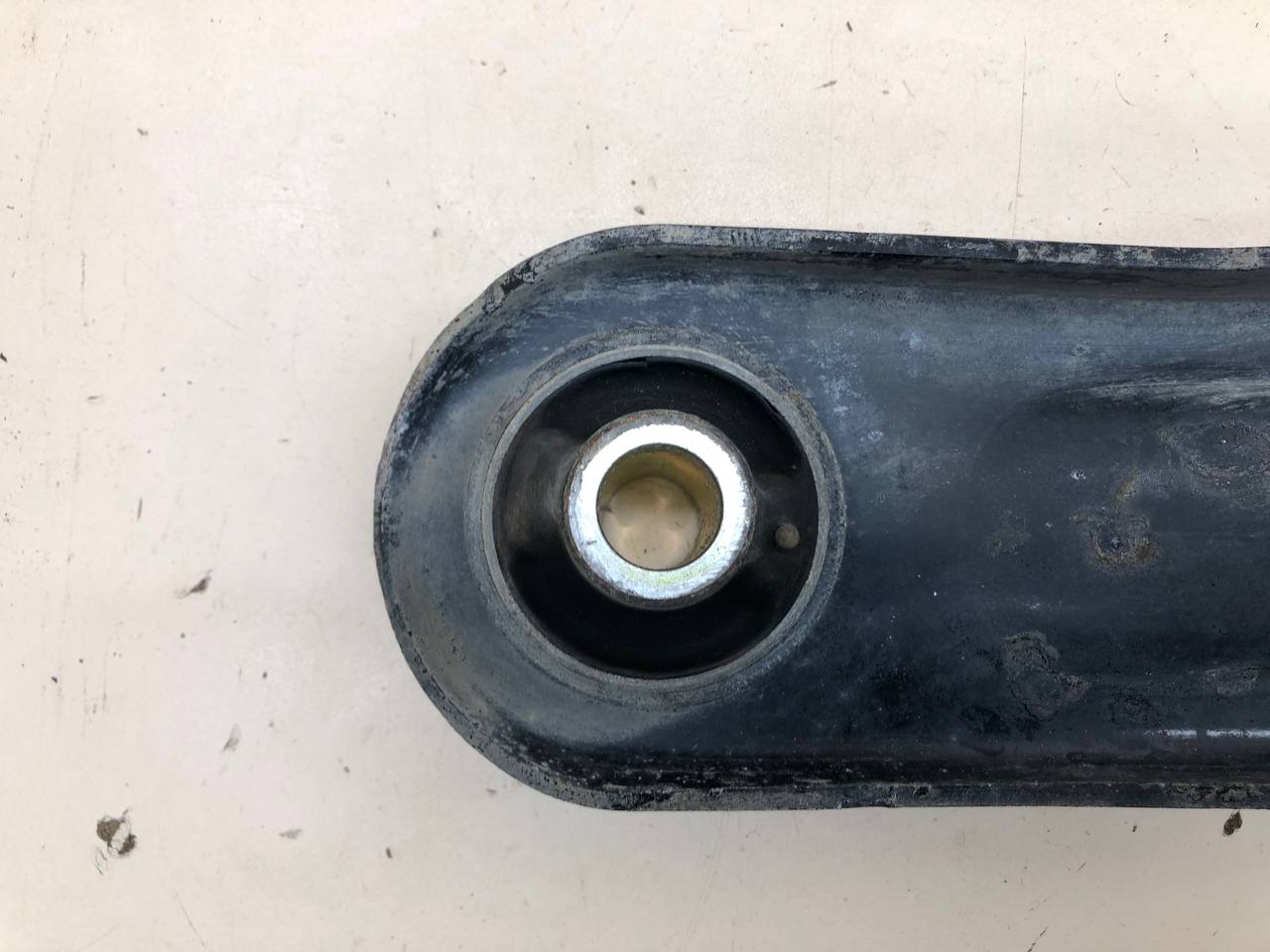 Рычаг передний правый Citroen C3 2009-2016