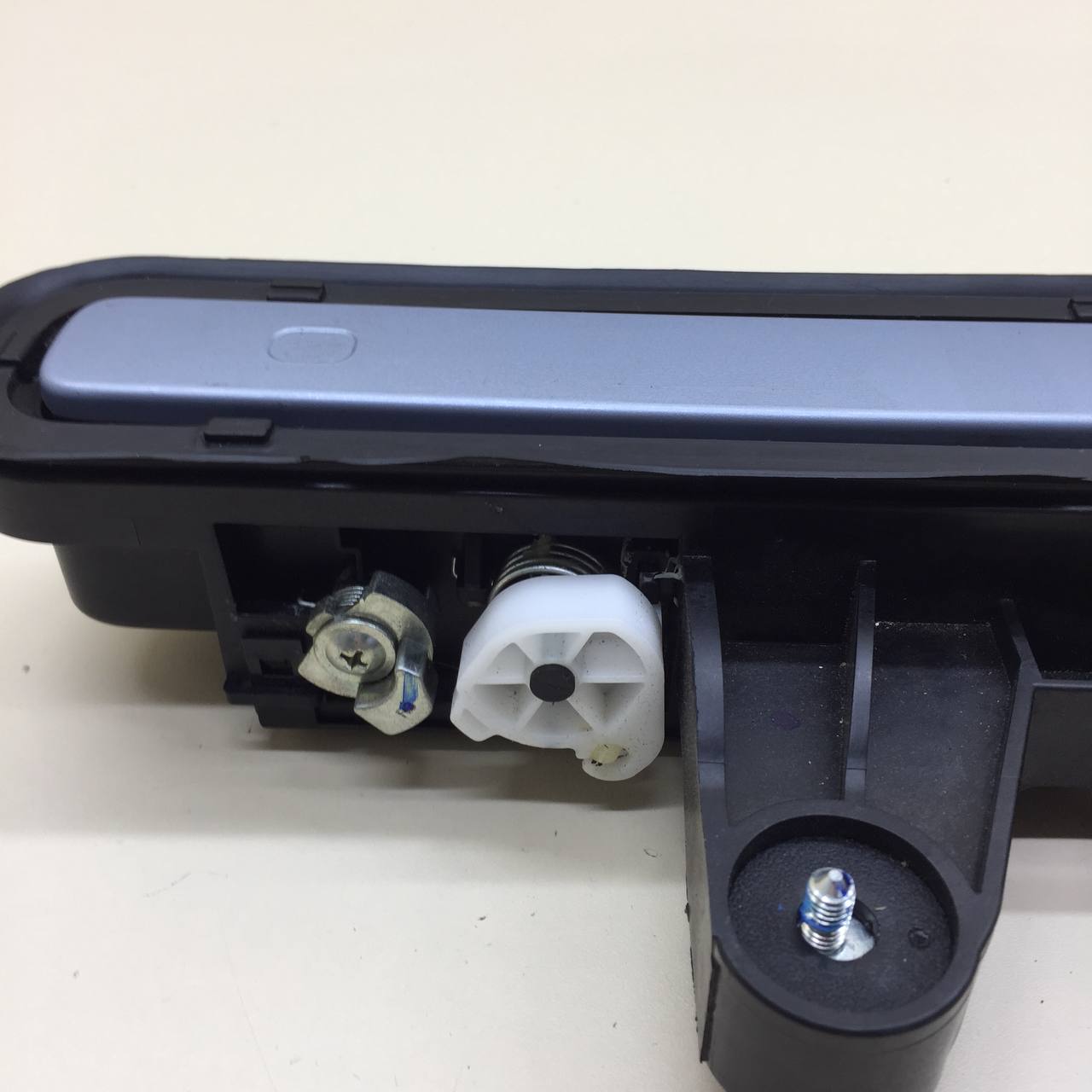 Ручка двери передней наружная правая Changan UNI-K 2020>