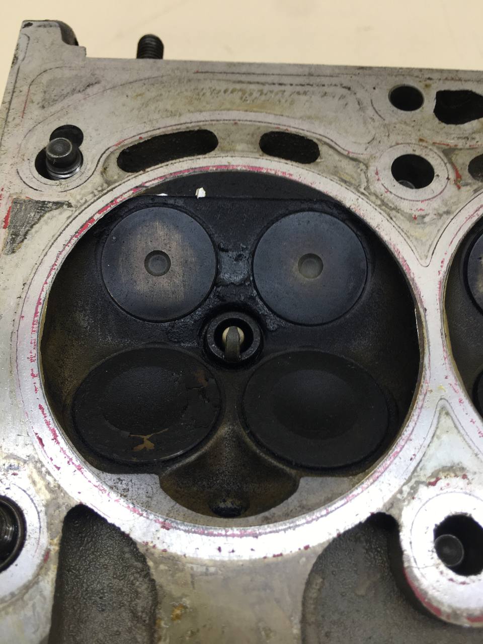 Головка блока цилиндров Volkswagen Tiguan (5N1) 2007-2011