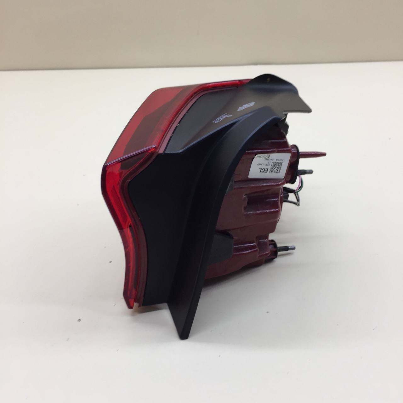 Фонарь задний наружный левый Kia K5 (DL3) 2019>