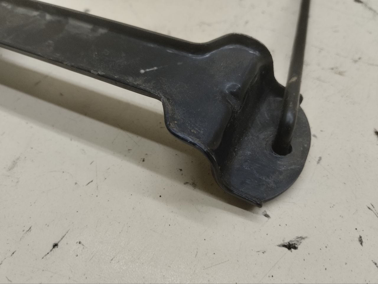 Крепление аккумулятора Chery Tiggo 7 Pro 2019-2024