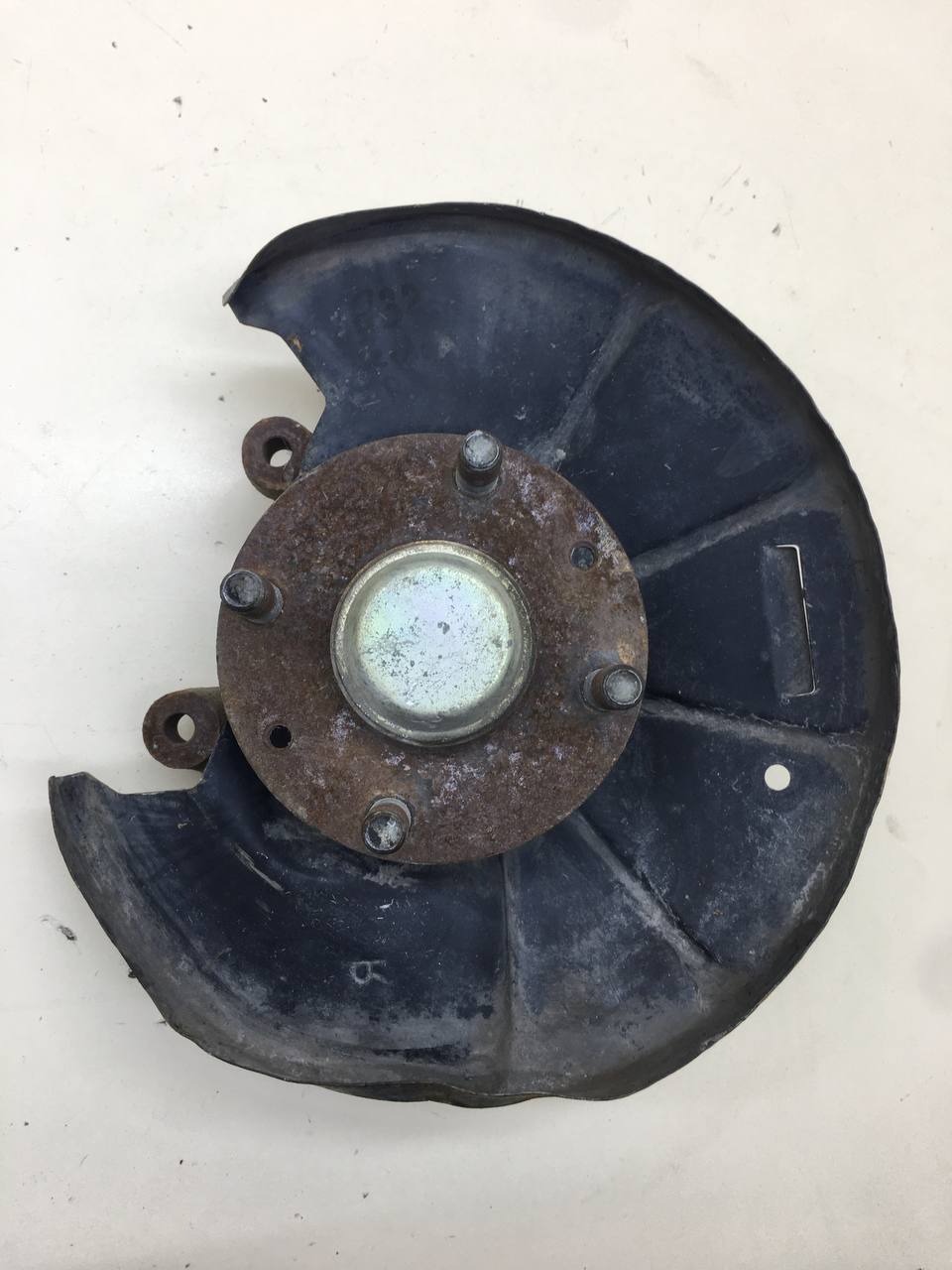 Кулак поворотный задний правый Kia Spectra (SD) 2004-2011