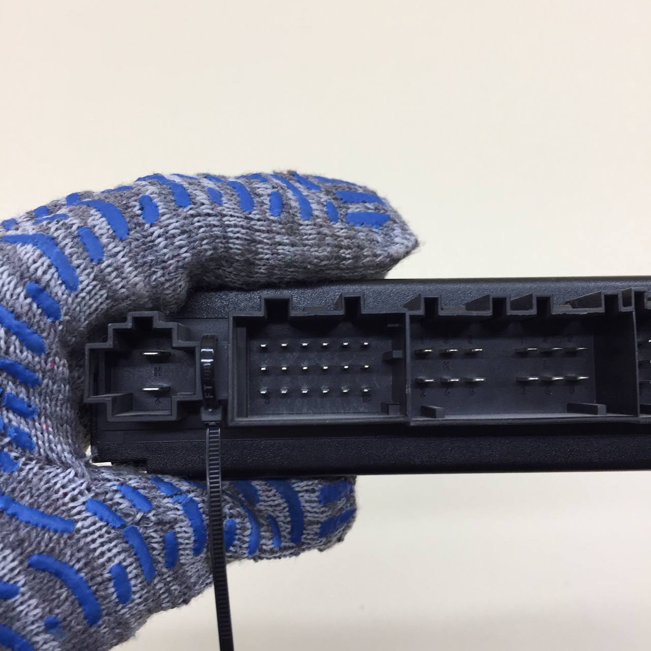 Блок электронный Porsche Cayenne 2003-2010