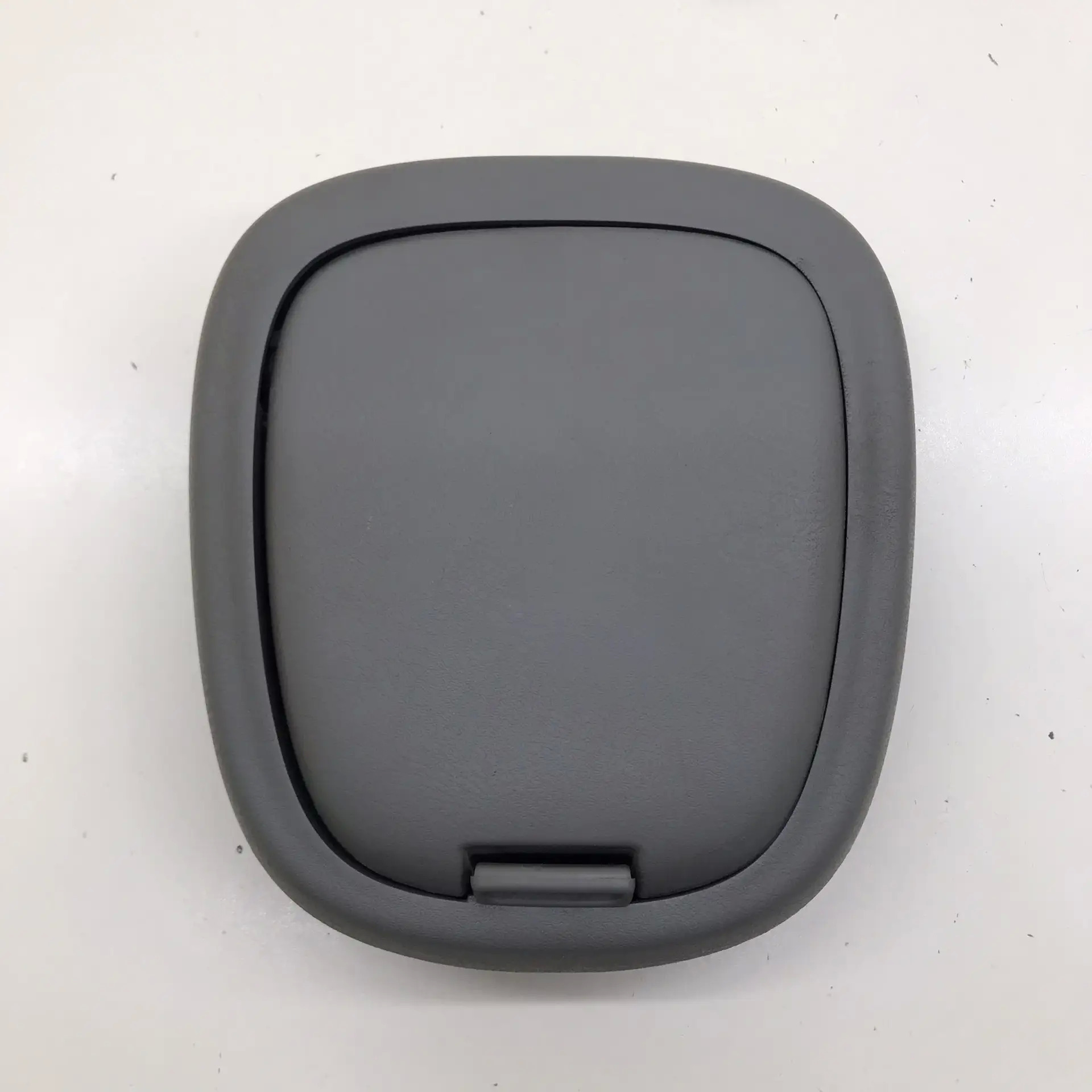 Бардачок Chevrolet TrailBlazer (GMT360) 2001-2010