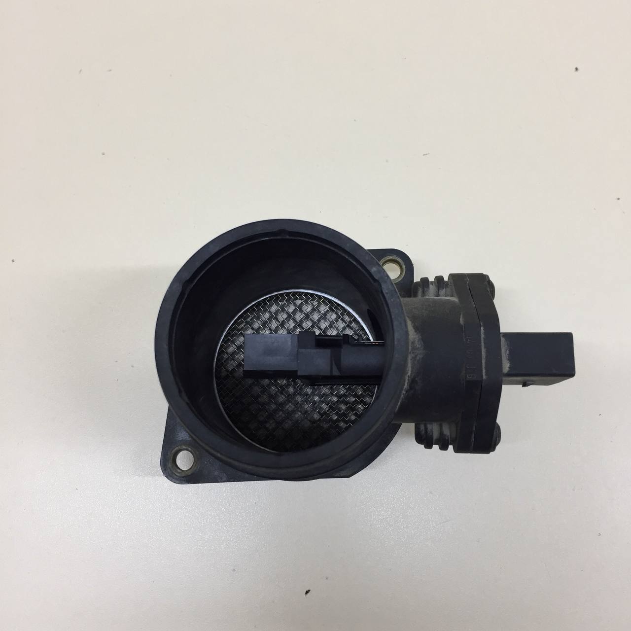 Датчик расхода воздуха (массметр, дмрв) Audi Q7 (4L) 2005-2015