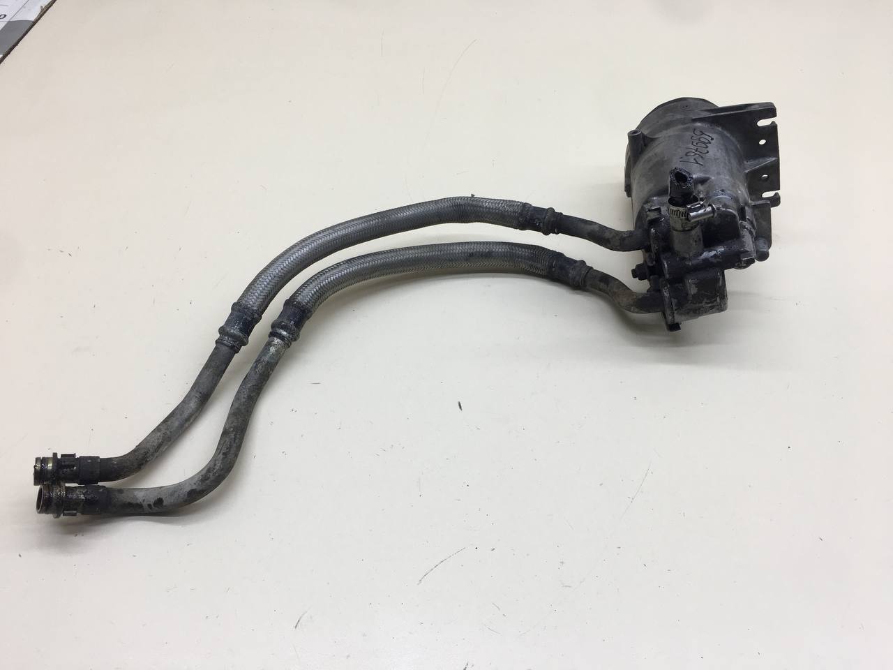 Корпус масляного фильтра BMW X5 E53 2000-2007