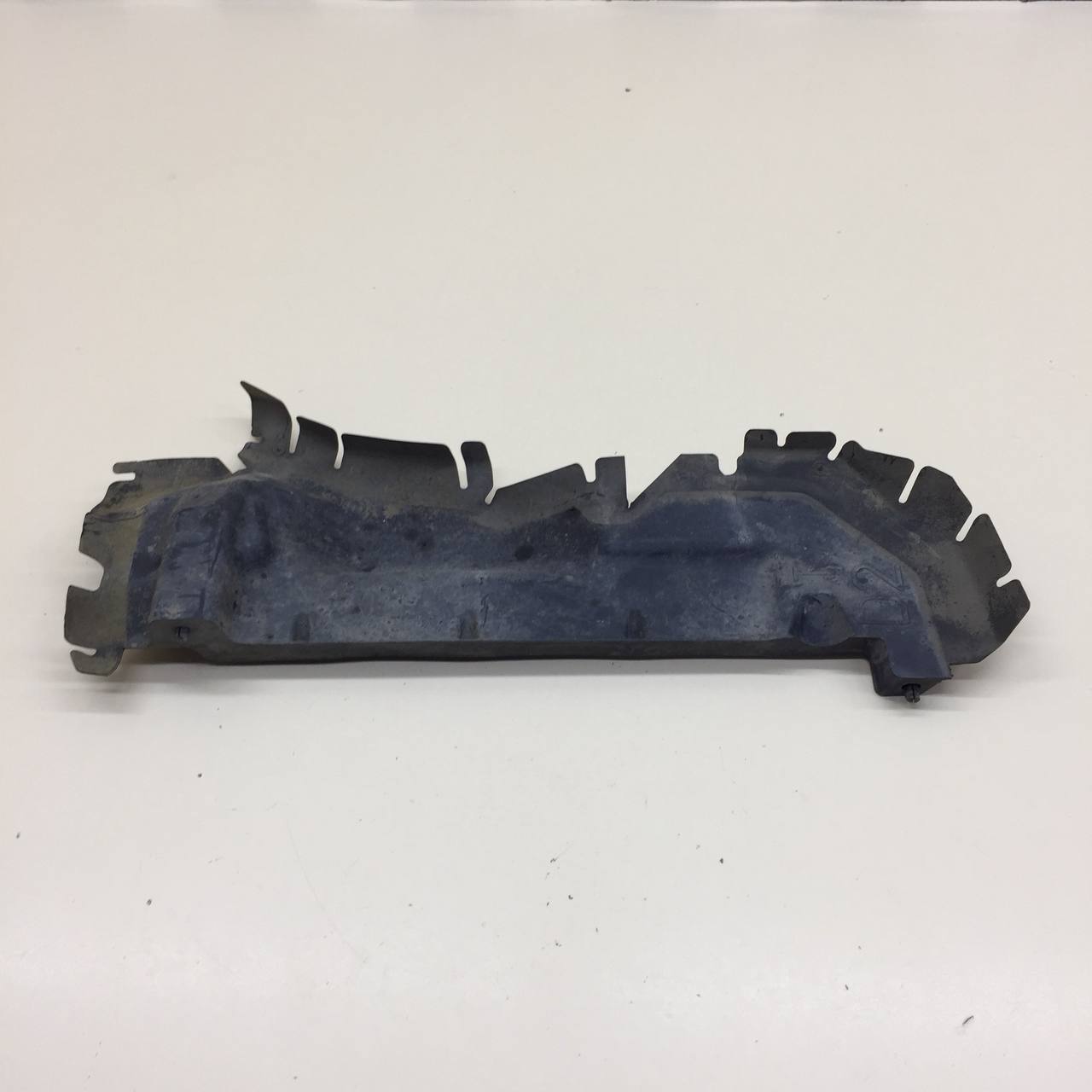 Воздуховод радиатора Peugeot 308 2007>