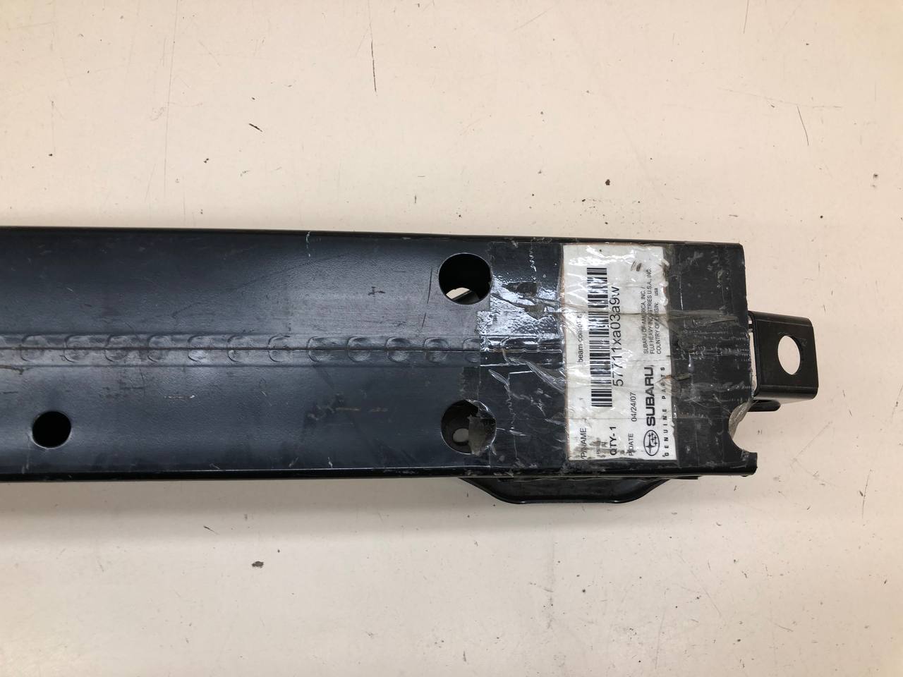 Усилитель заднего бампера Subaru B9 Tribeca (WX/W10) 2004-2008