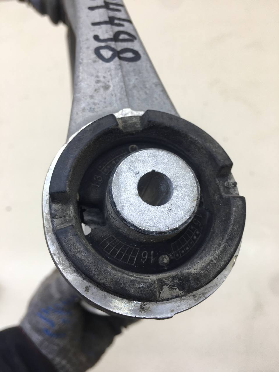 Рычаг передний верхний правый Mercedes-Benz C-Class (W205) 2014>