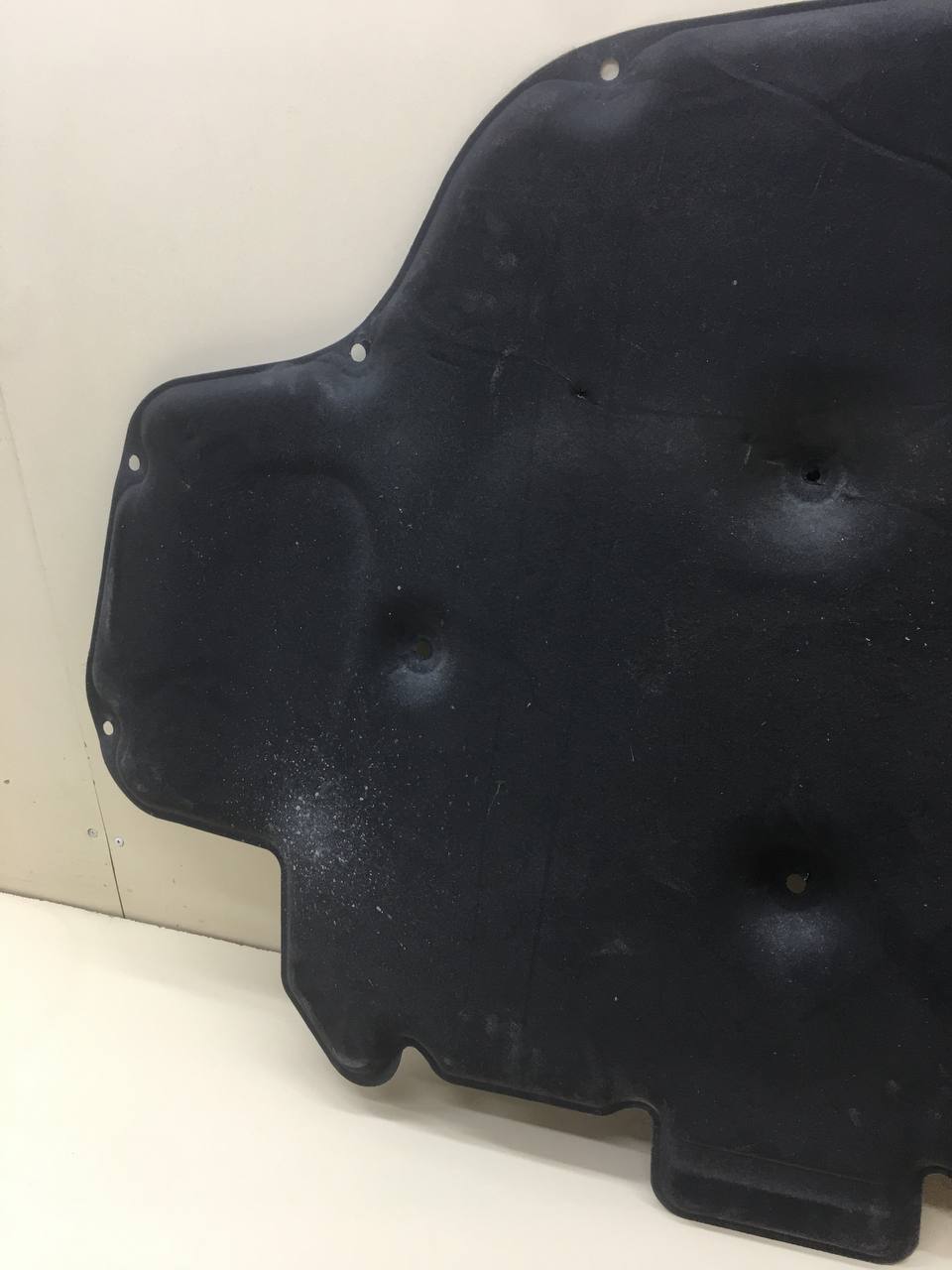 Шумоизоляция капота BMW X7 G07 2018>