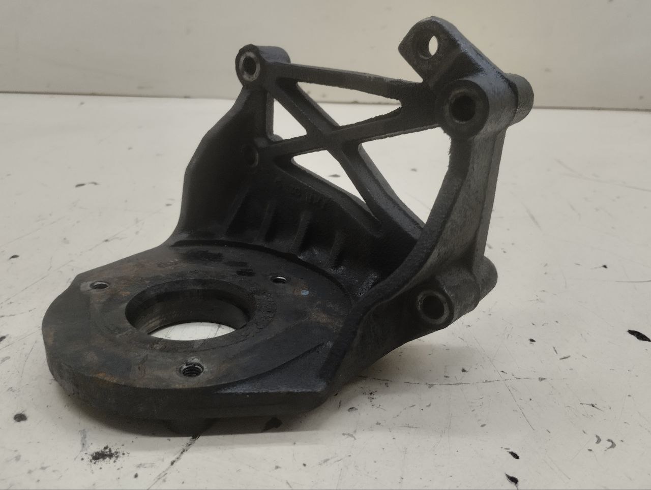 Кронштейн ТНВД Hyundai Starex H1/Grand Starex 2007>