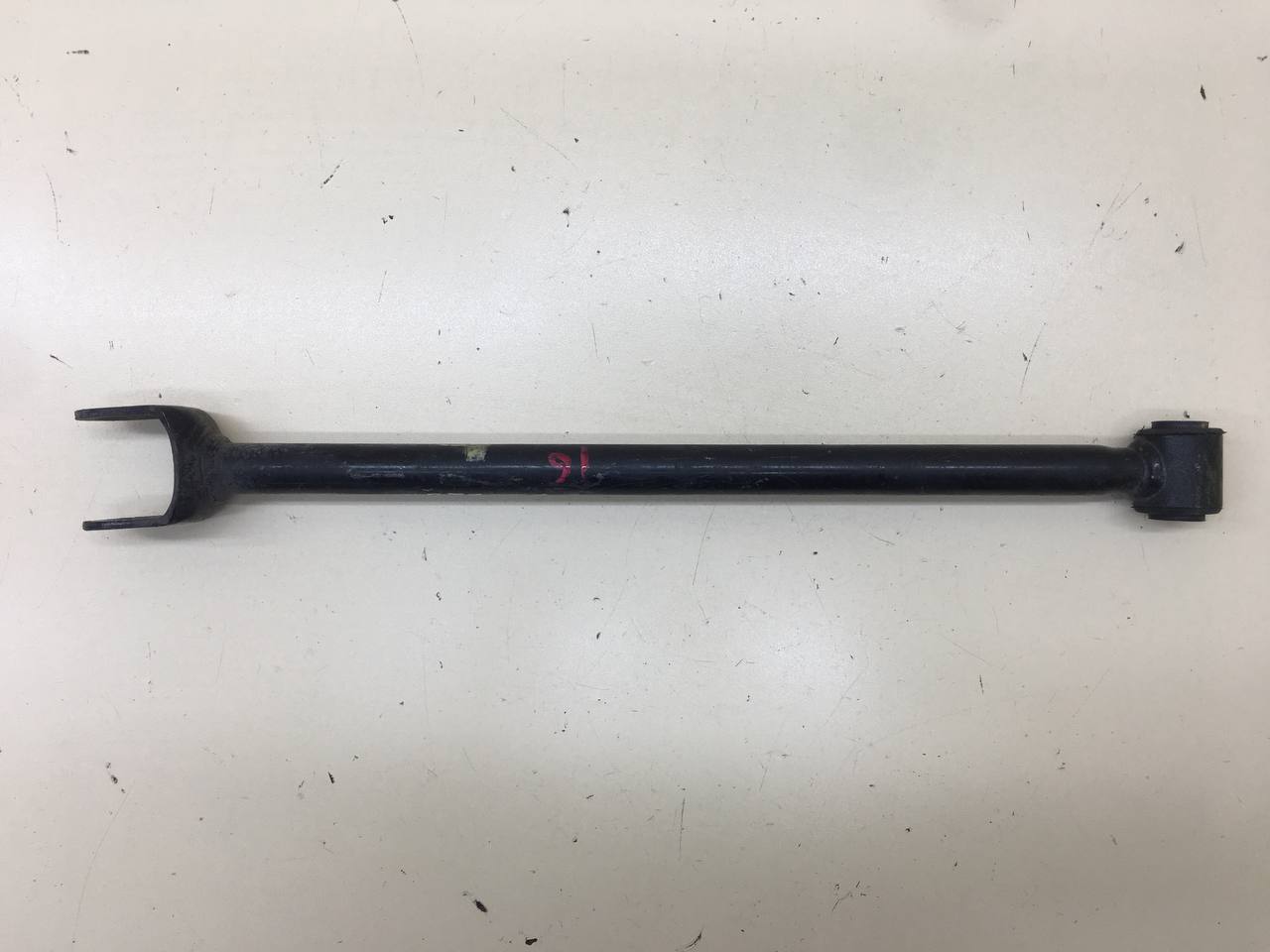 Тяга задняя продольная Toyota Camry (XV50) 2011-2017