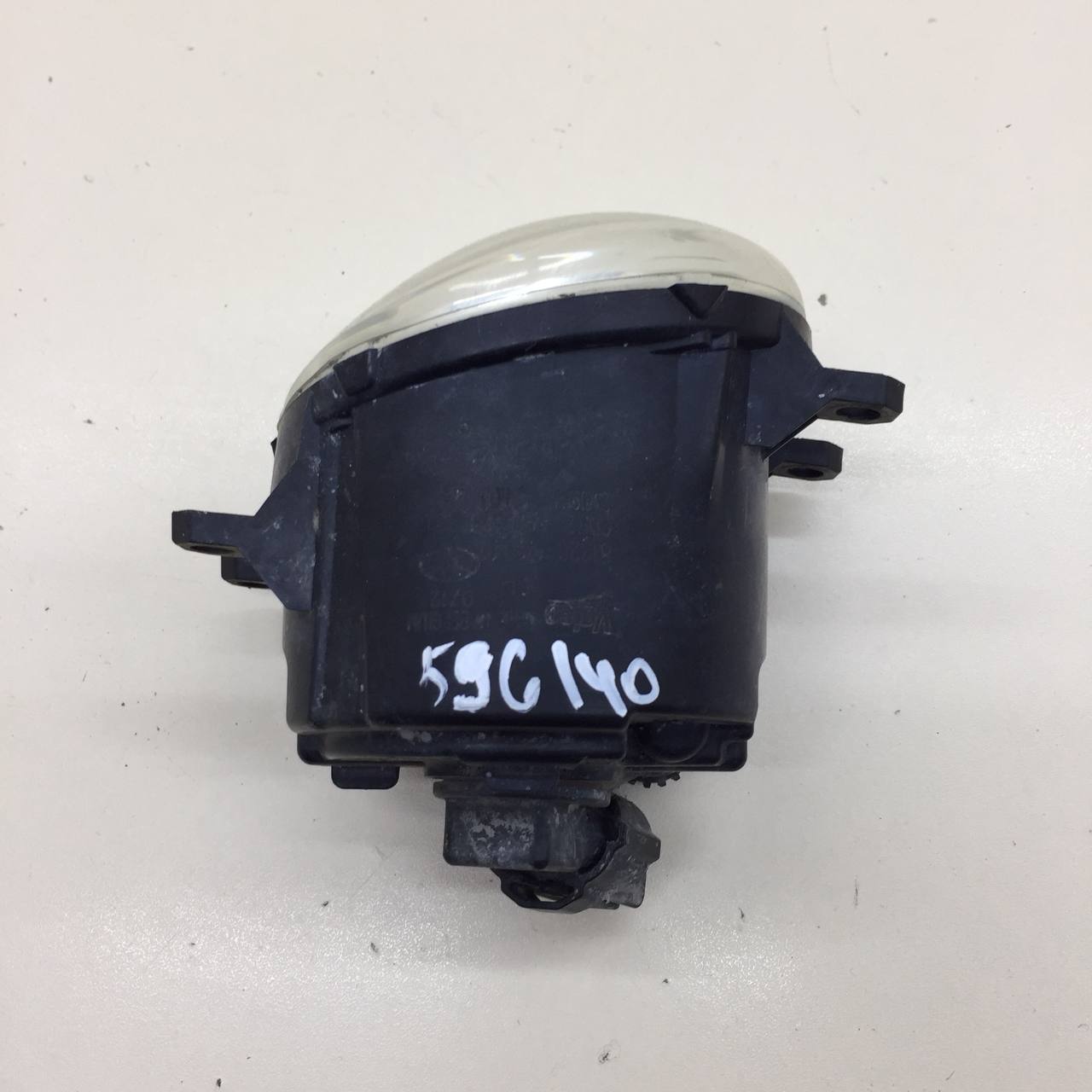 Фара противотуманная левая Toyota Rav 4 (A30) 2006-2013