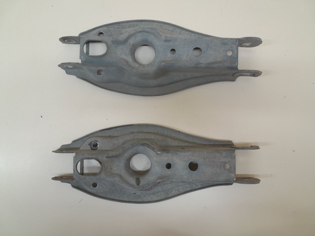 Рычаг задний нижний BMW 1-series E87/E81 2004-2011