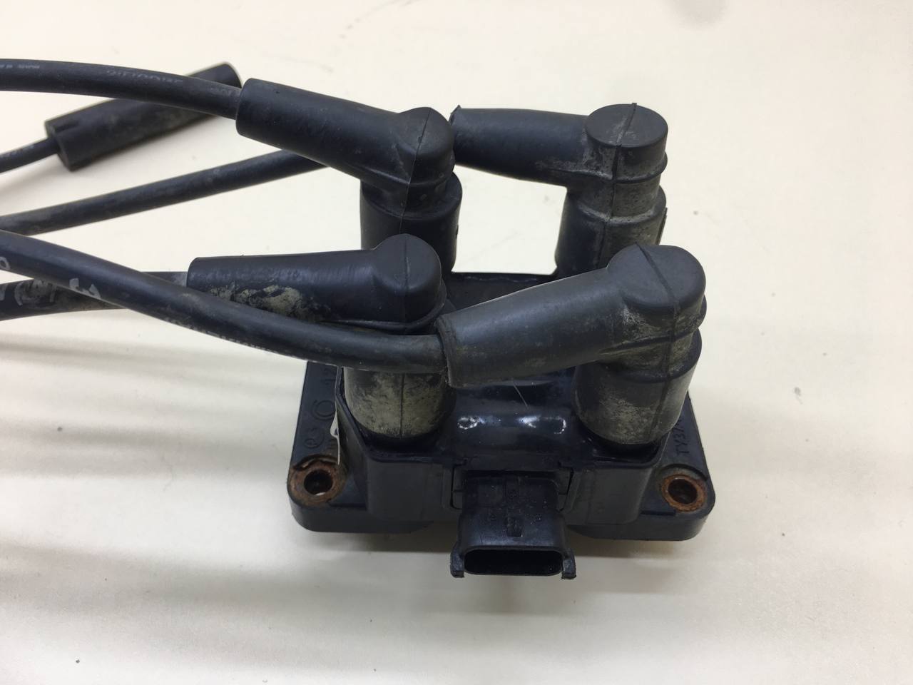 Катушка зажигания Lada Niva 2131 1993>