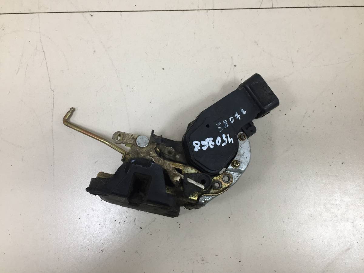 Замок двери задней левой Suzuki Grand Vitara 1998-2005