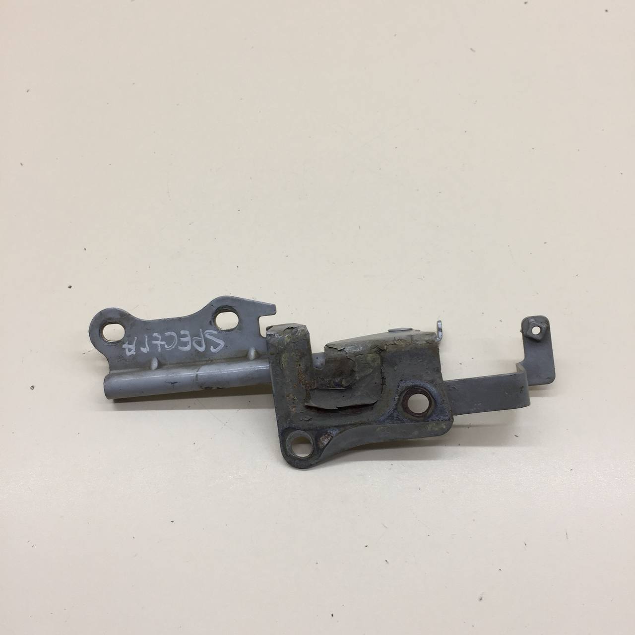 Петля капота правая Kia Spectra (SD) 2004-2011