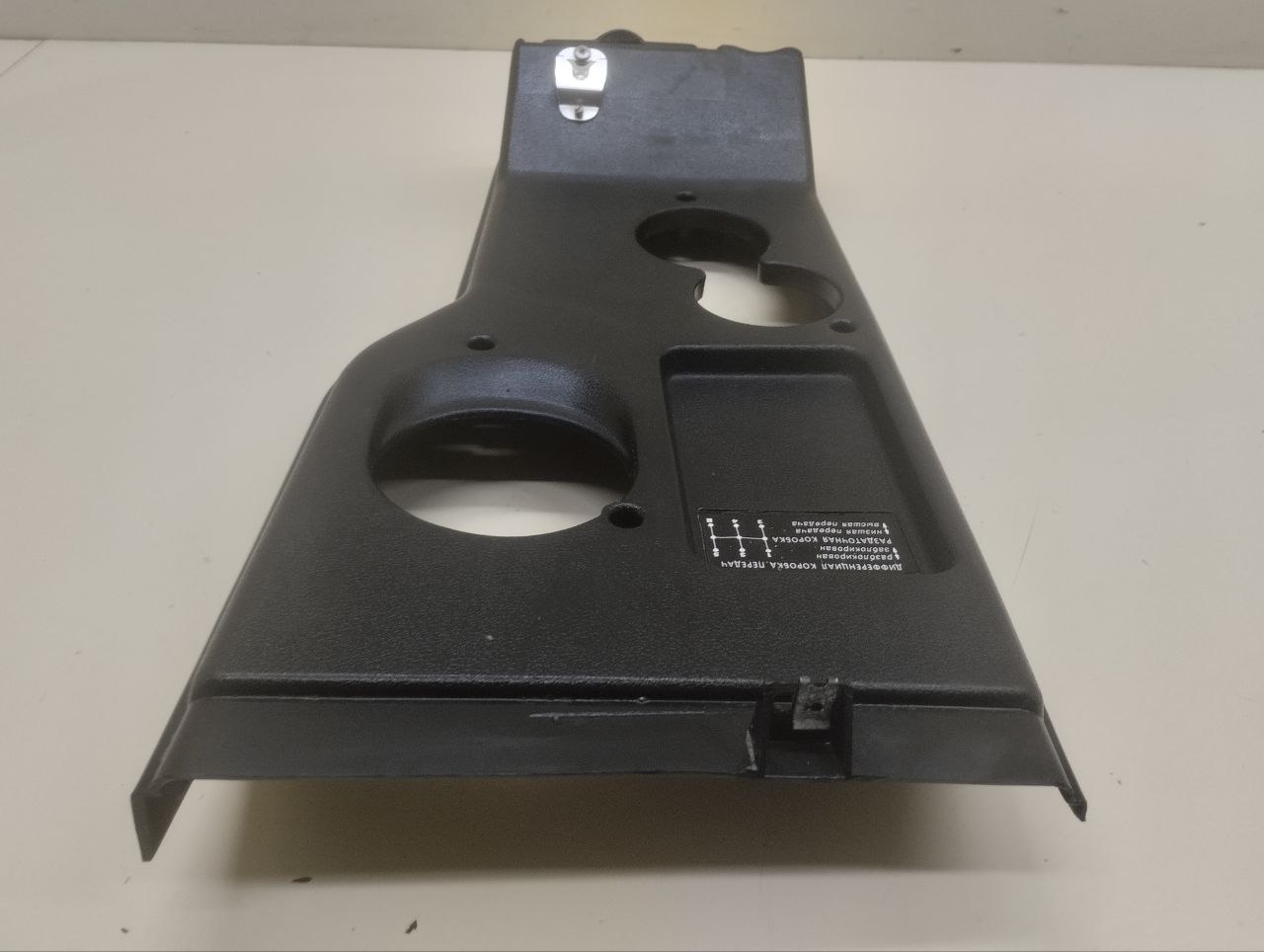 Консоль центральная Lada Niva 2131 1993>