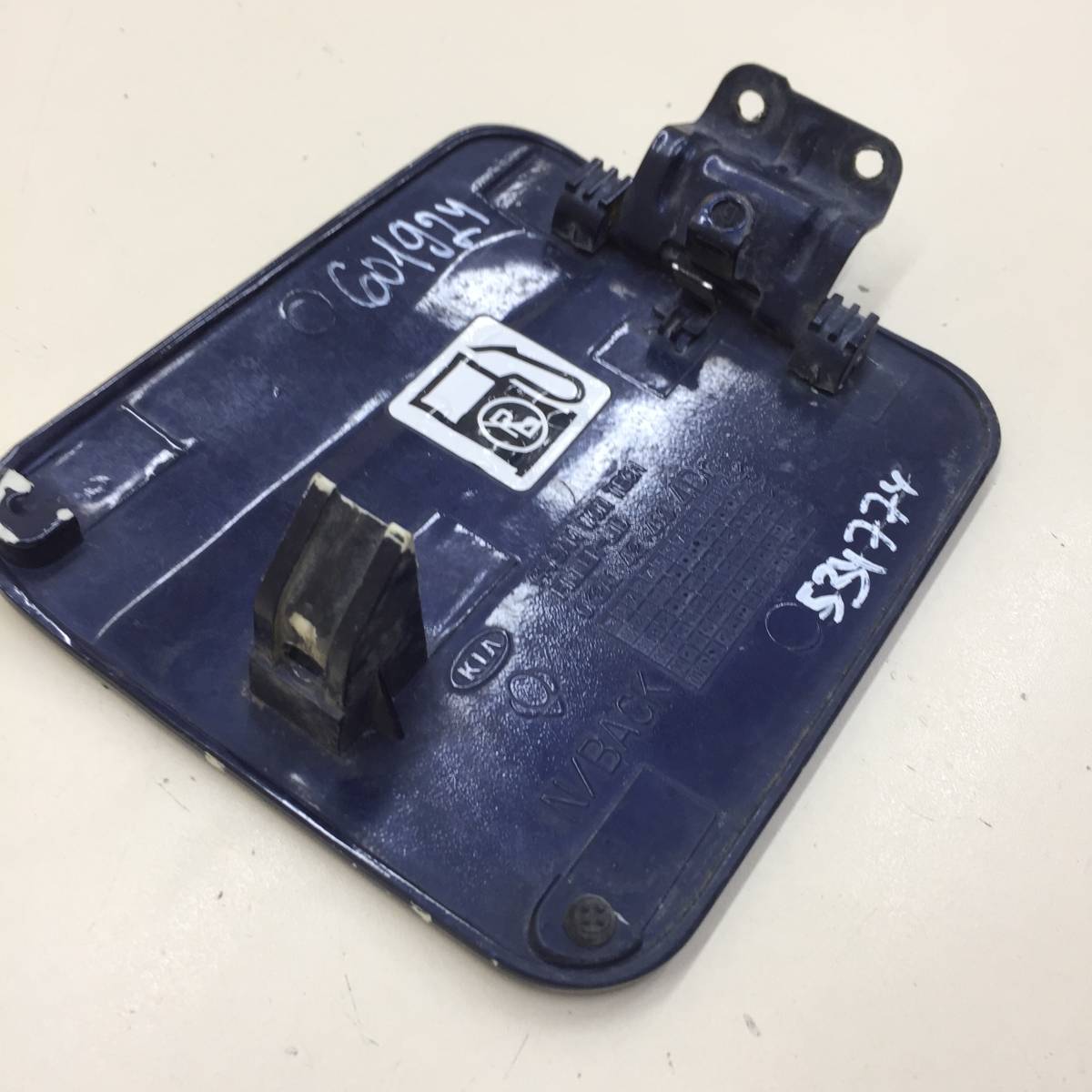 Лючок бензобака Kia Spectra (SD) 2004-2011