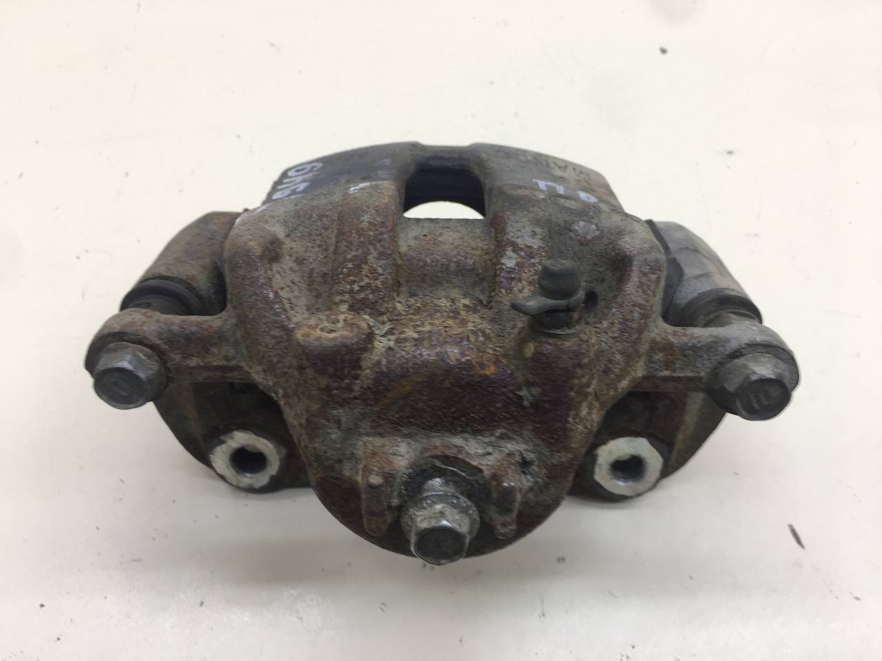 Суппорт передний правый Kia Rio 4 (FB) 2017>