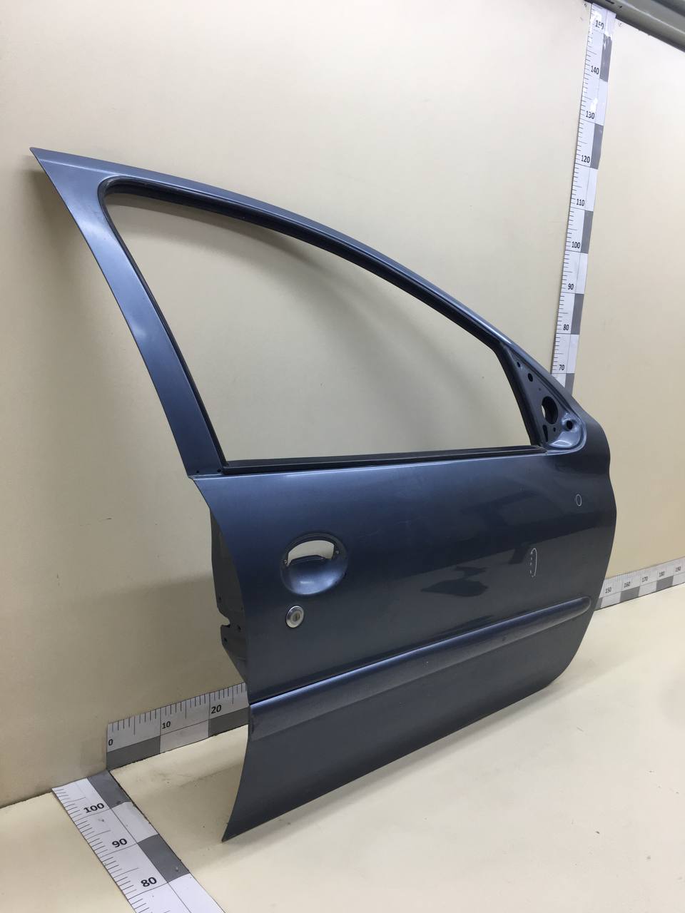 Дверь передняя правая Peugeot 206 1998-2012