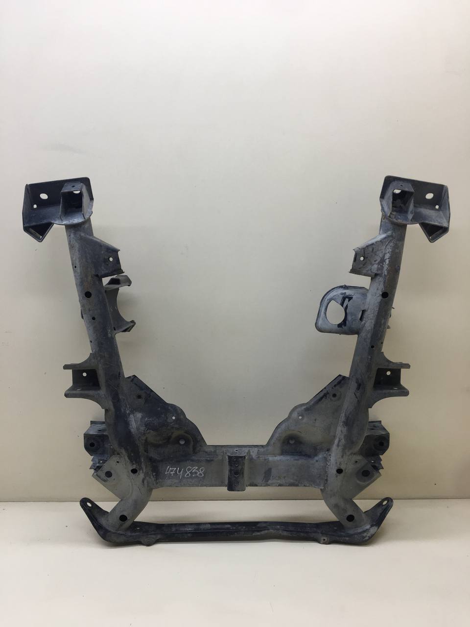 Балка подмоторная BMW X3 E83 2004-2010
