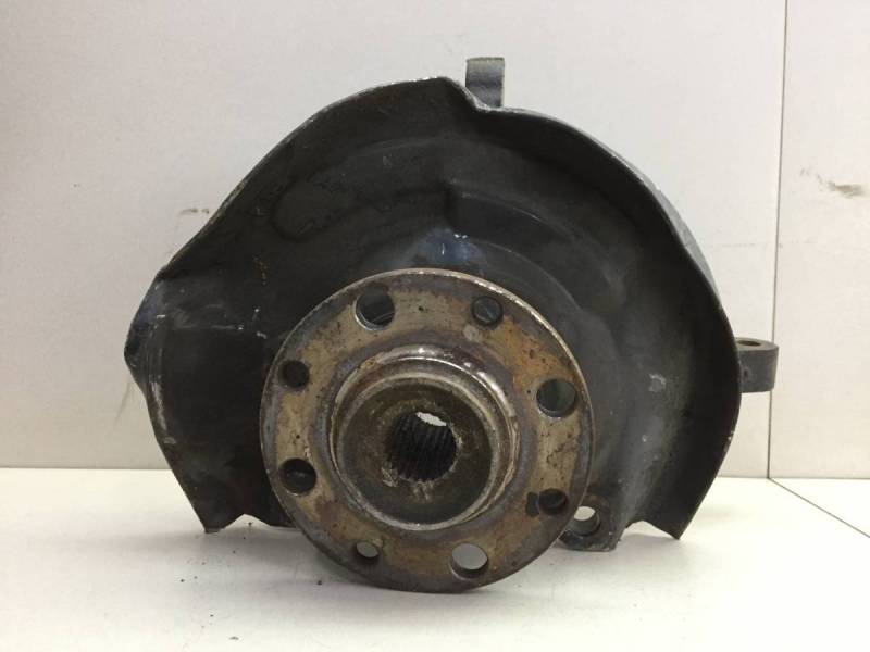 Кулак поворотный передний правый Mitsubishi Colt (CA0) 1992-1996