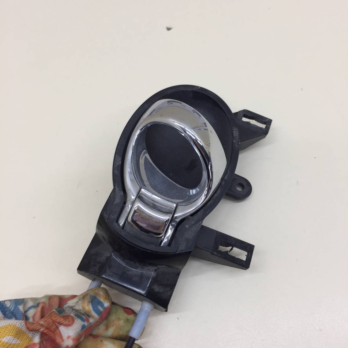 Замок двери передней левой Nissan Juke (YF15) 2011-2020