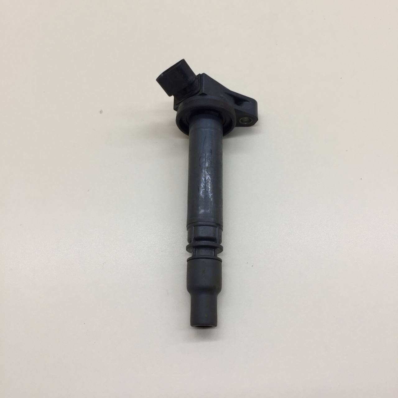 Катушка зажигания Toyota Rav 4 (XA40) 2013-2019