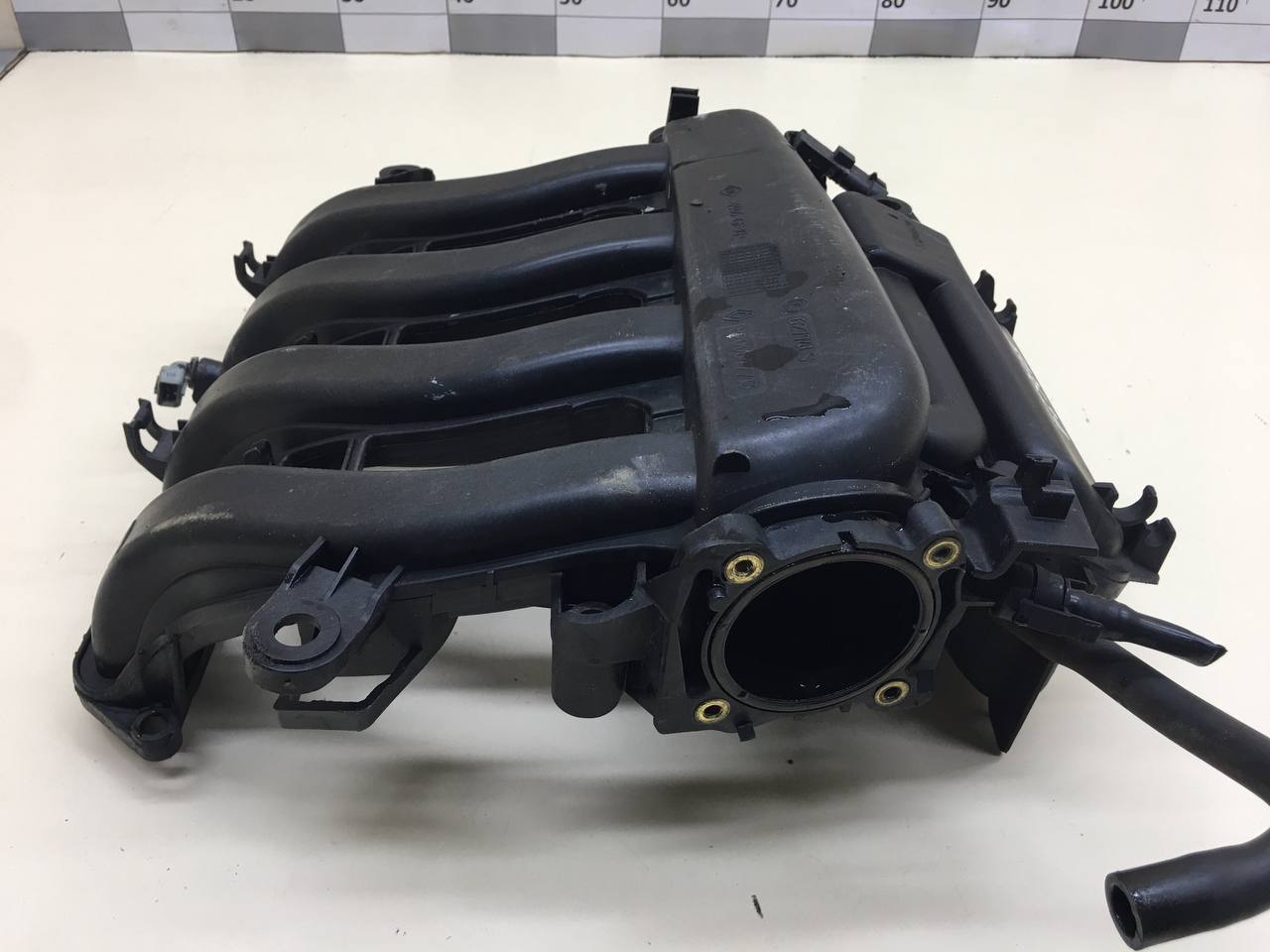 Коллектор впускной Renault Megane (2) 2002-2009