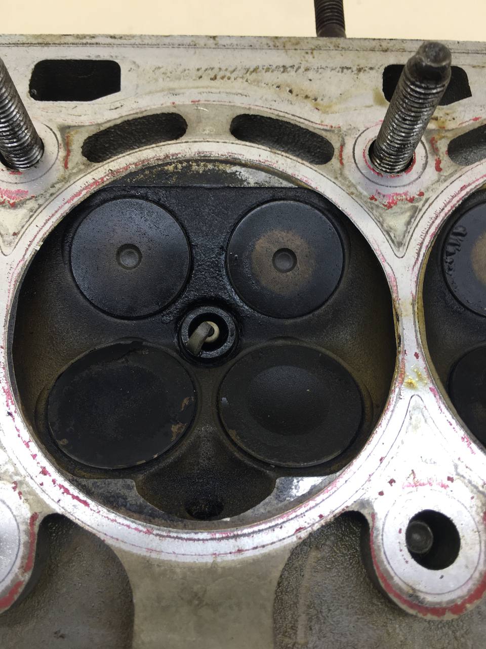 Головка блока цилиндров Volkswagen Tiguan (5N1) 2007-2011