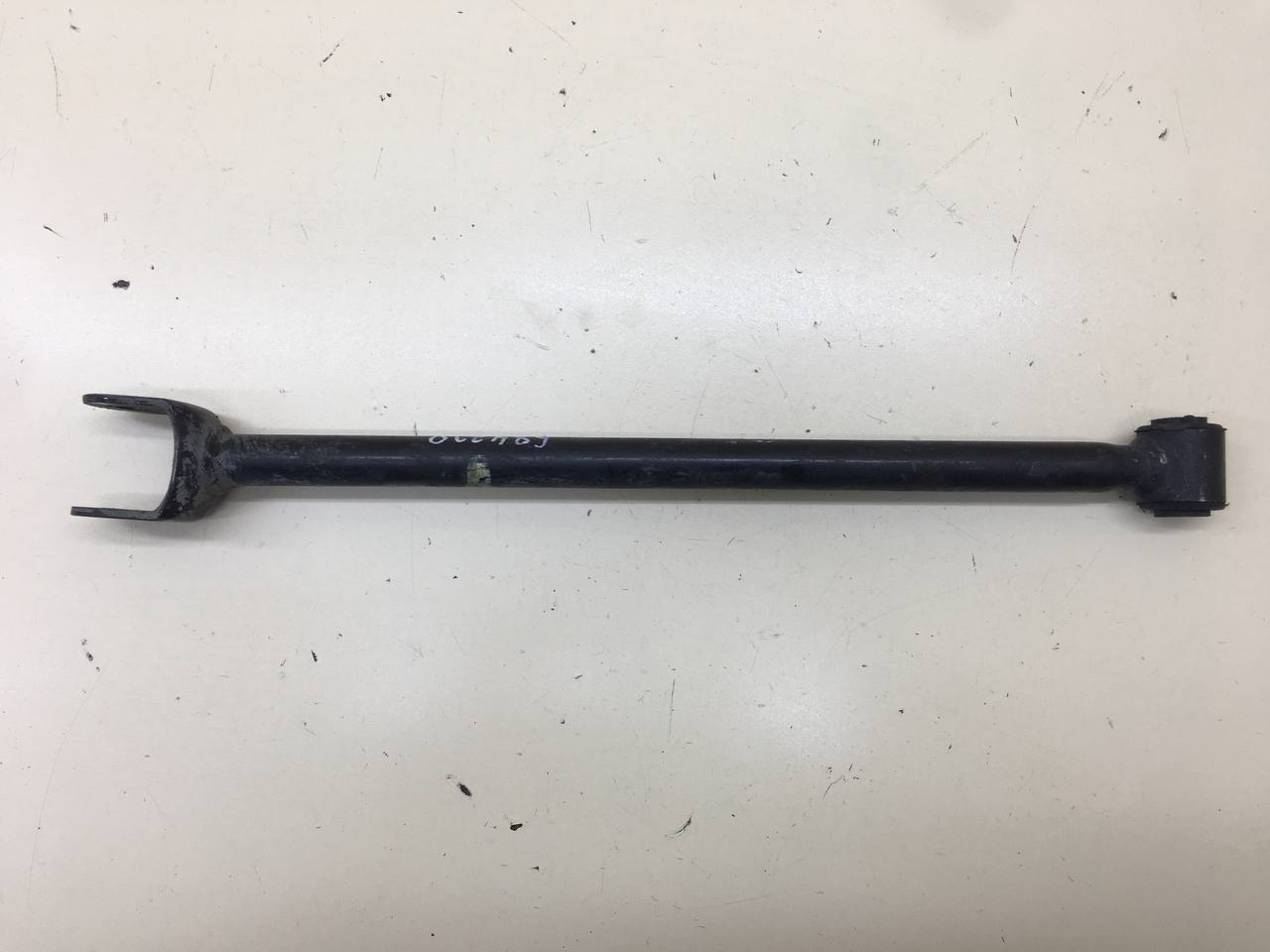 Тяга задняя продольная Toyota Camry (XV50) 2011-2017