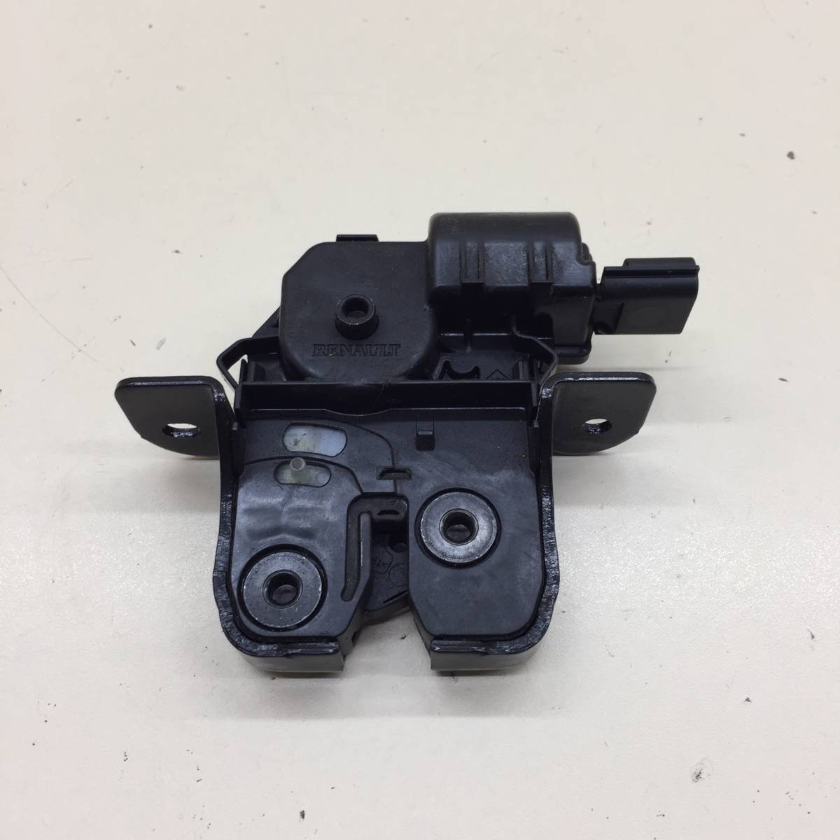 Замок багажника Lada X-RAY 2016>