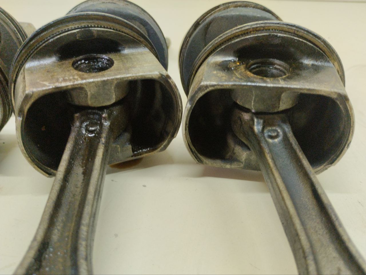 Шатун Audi Q7 (4L) 2005-2015