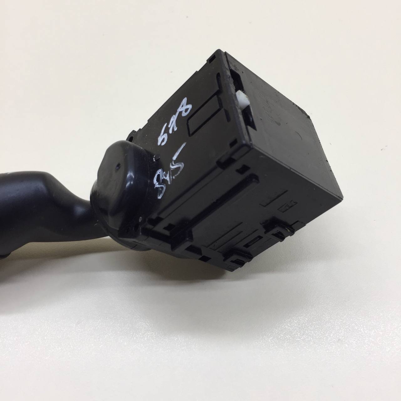 Переключатель поворотов подрулевой Honda Civic 4D 2006-2012