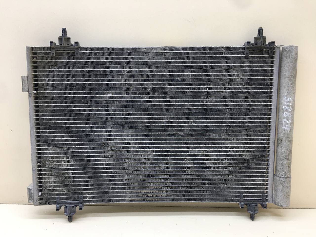 Радиатор кондиционера (конденсер) Peugeot 308 2007>