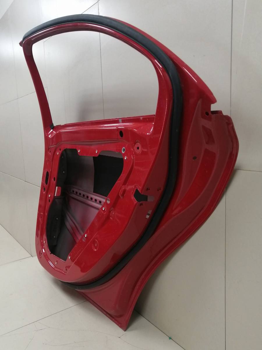 Дверь задняя правая Mercedes-Benz A-Class (W176) 2012-2018