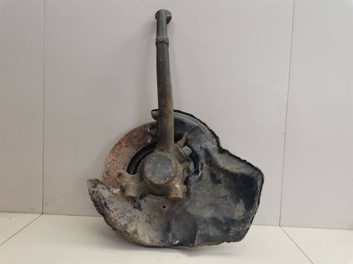 Кулак поворотный передний левый Toyota Crown (S170) 1999-2003