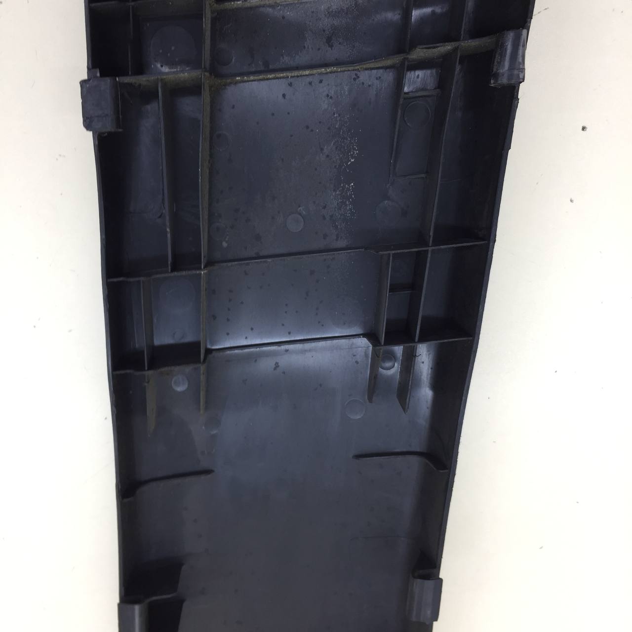 Обшивка стойки Toyota Corolla E120 2001-2007