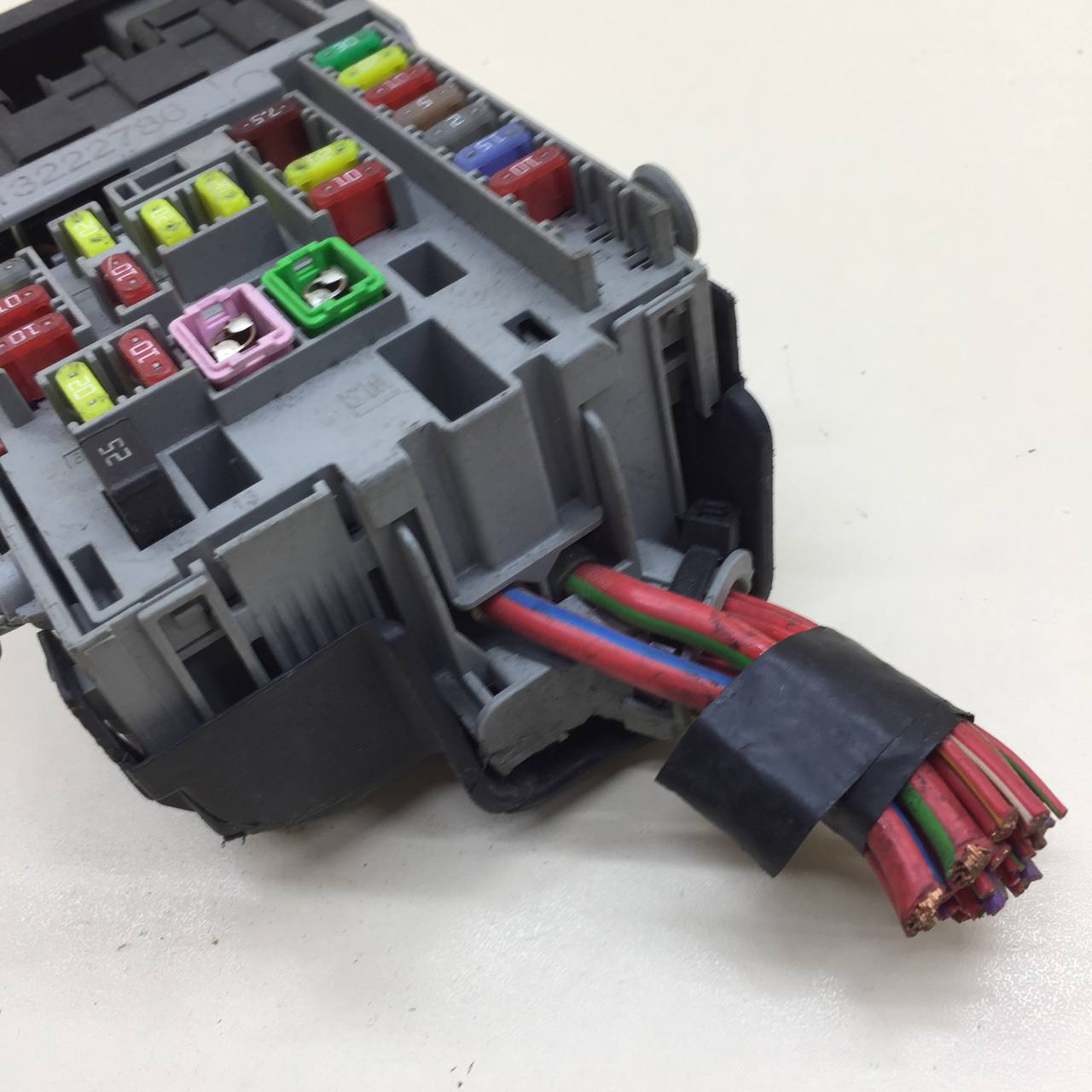 Блок предохранителей Chevrolet Cruze (J300) 2009-2016