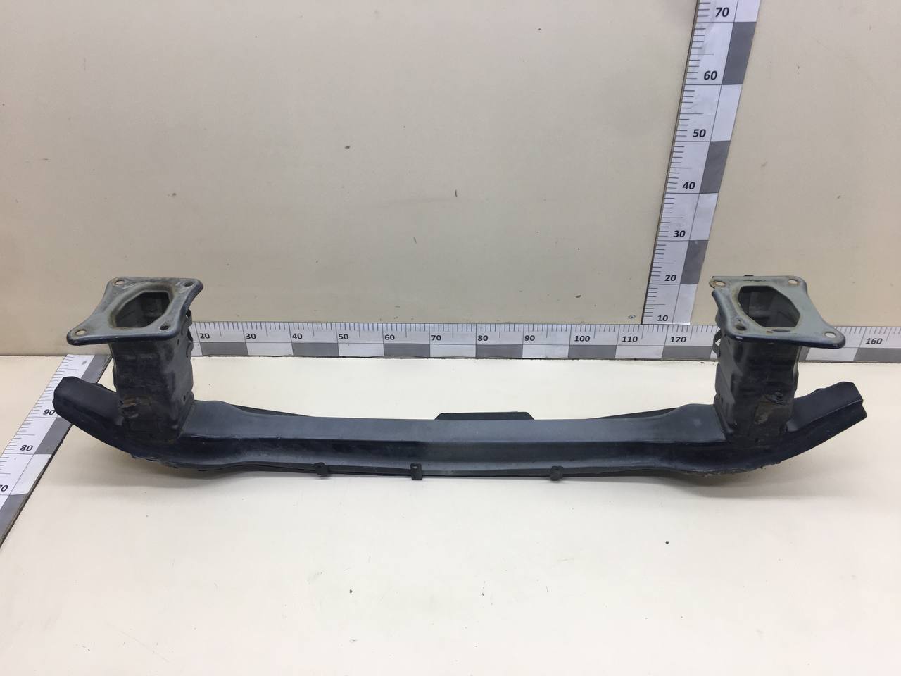 Усилитель переднего бампера Ford Kuga (CBS) 2012>