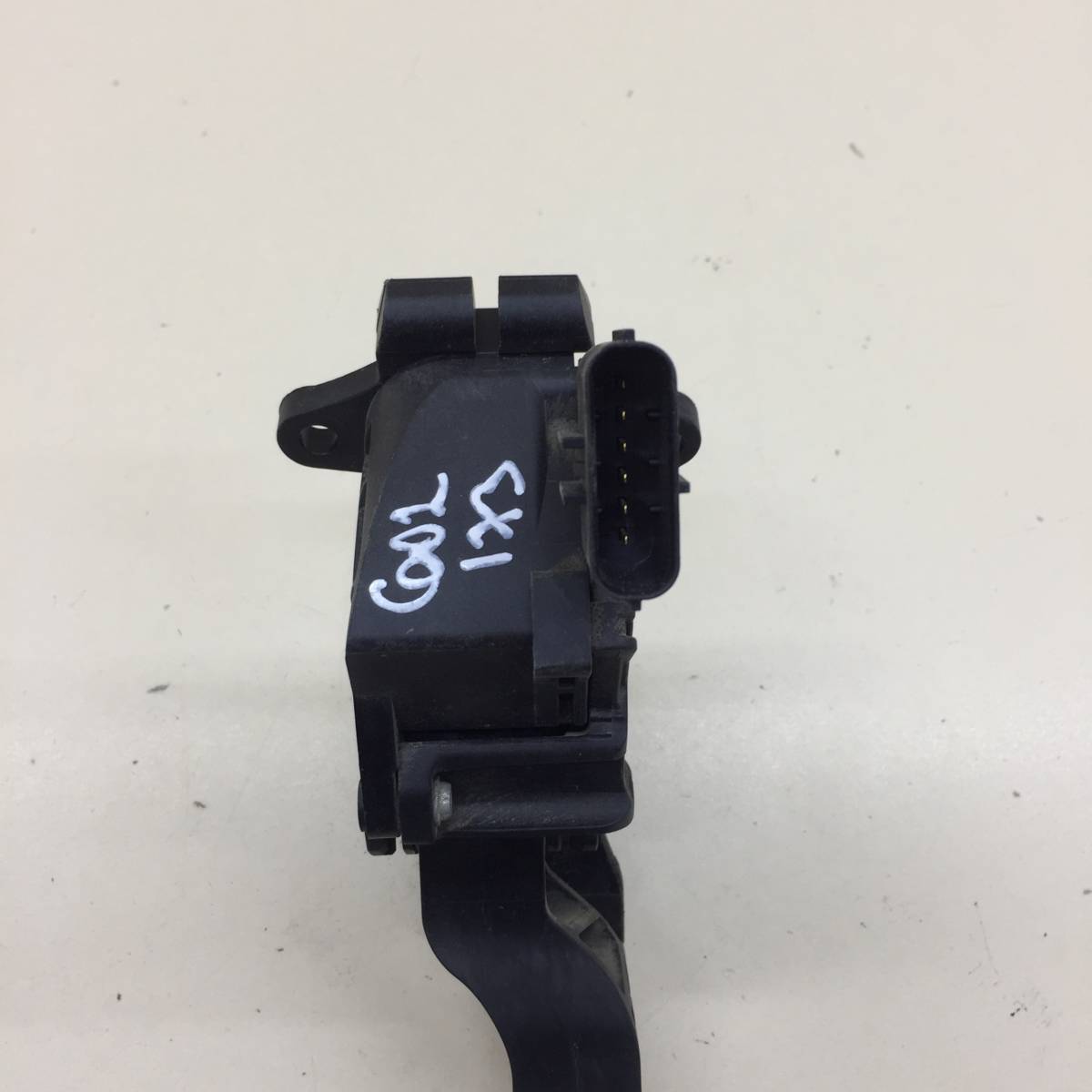 Педаль газа Skoda Rapid 2012-2020