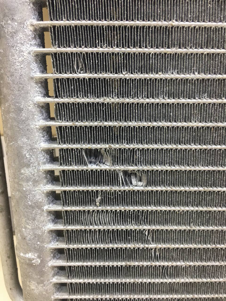 Радиатор кондиционера (конденсер) Ford Kuga (CBS) 2012>