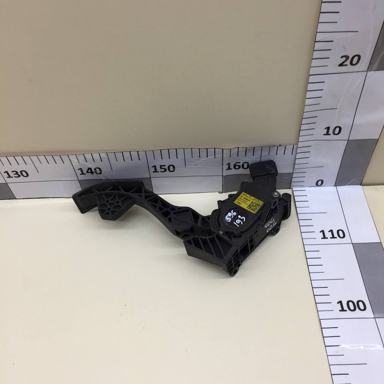 Педаль газа Skoda Rapid 2012-2020