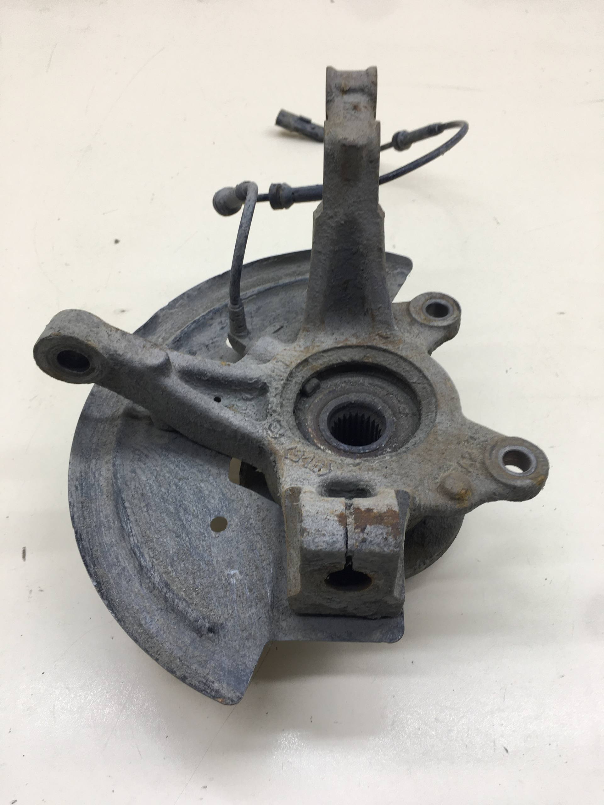 Кулак поворотный передний левый Lada X-RAY 2016>